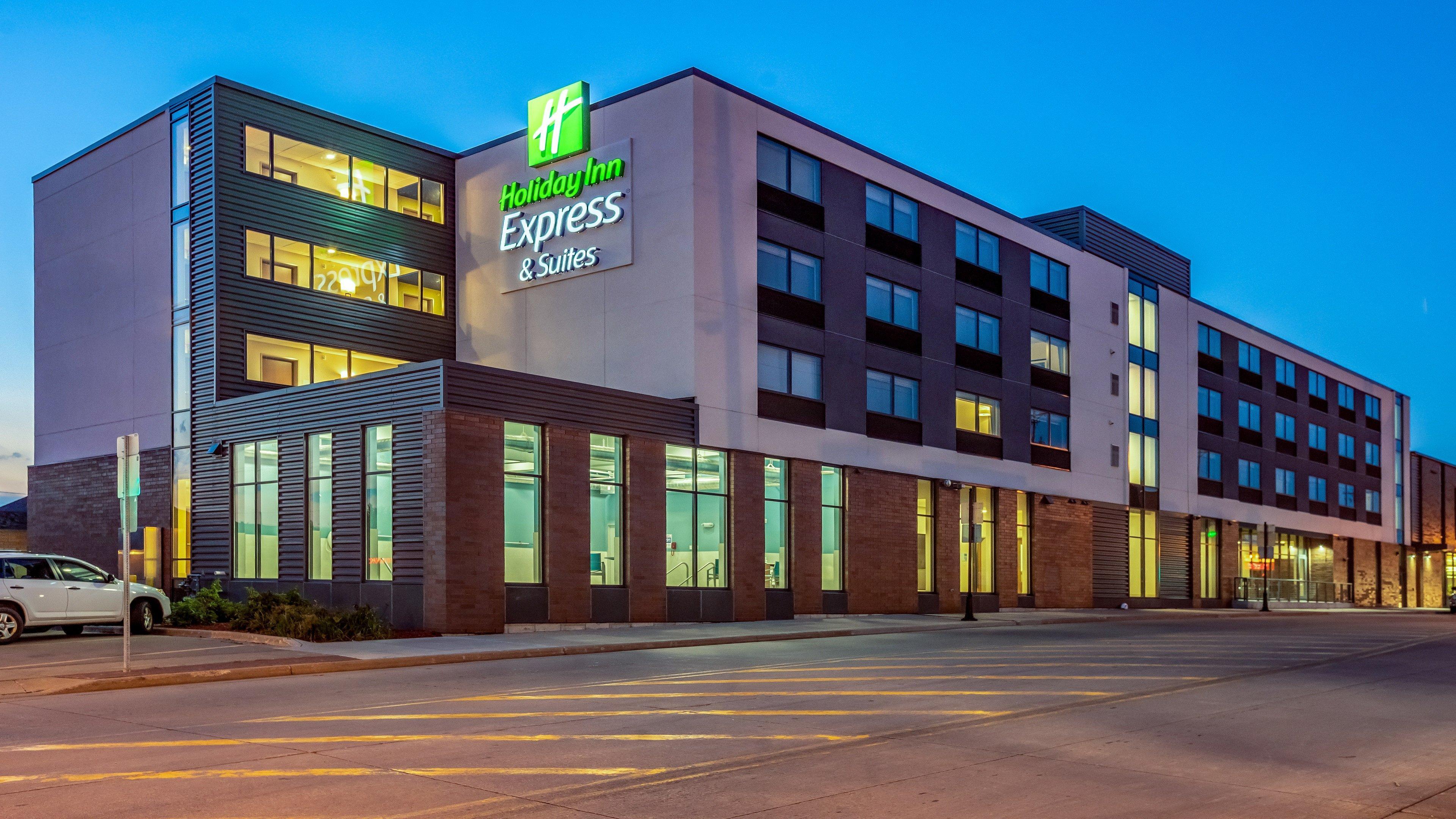 Holiday Inn Express & Suites Platteville By Ihg Экстерьер фото