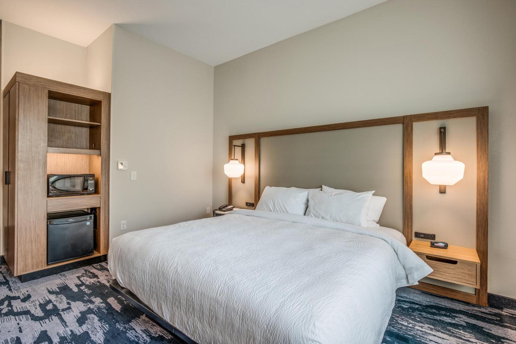 Holiday Inn Express & Suites Platteville By Ihg Экстерьер фото
