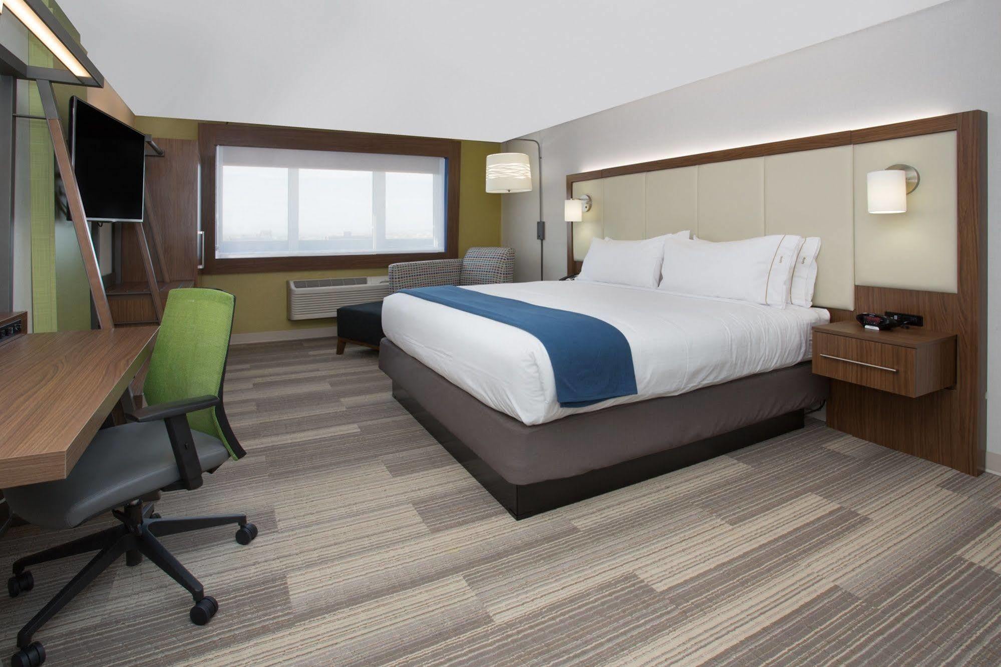 Holiday Inn Express & Suites Platteville By Ihg Экстерьер фото