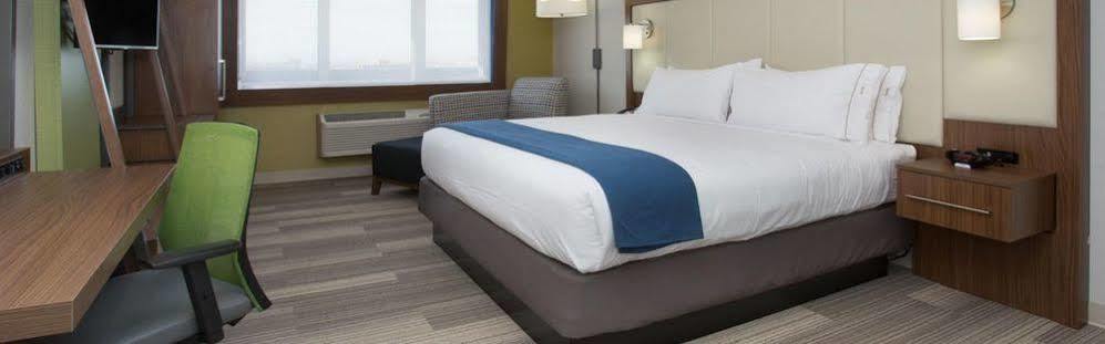 Holiday Inn Express & Suites Platteville By Ihg Экстерьер фото